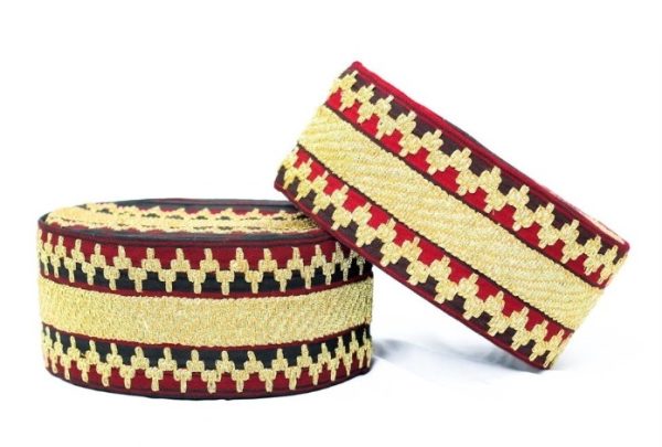 Peci Tapis